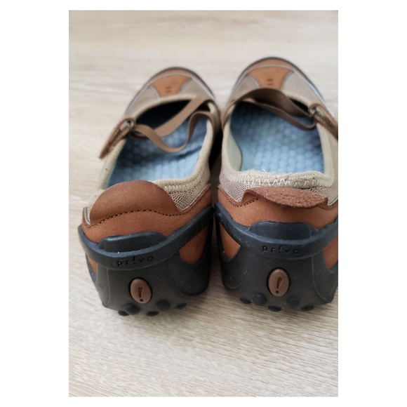 Privo Clark 5.5 Mary Jane trail shoes - Picture 2 of 4